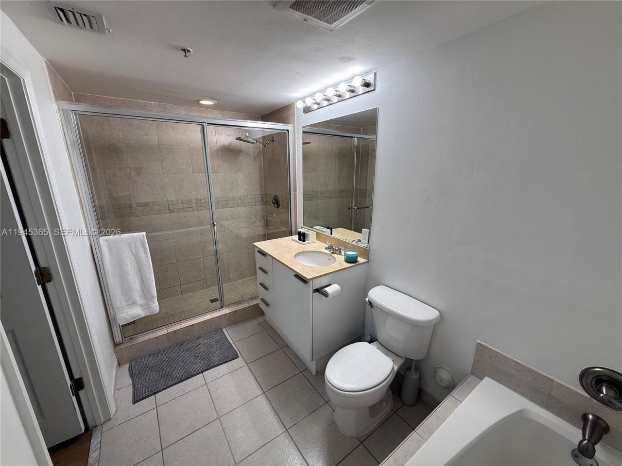 140 S Dixie Hwy , Unit 437, Hollywood, FL 33020 Photo