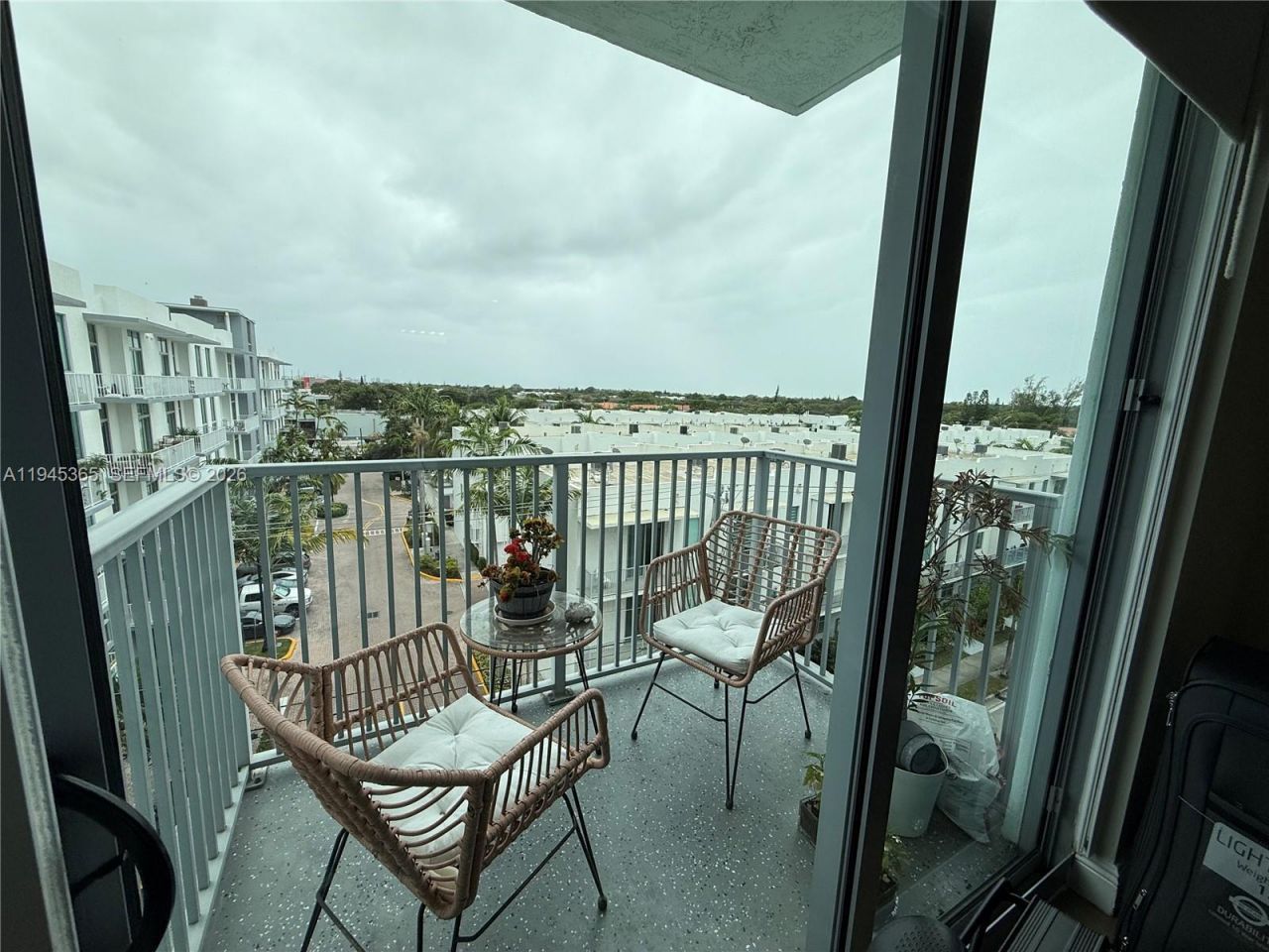 140 S Dixie Hwy , Unit 437, Hollywood, FL 33020 Photo