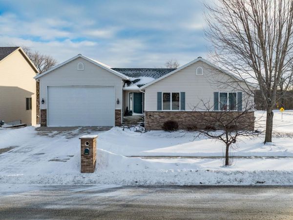 1132 Putters Place SE, Rochester, MN 55904