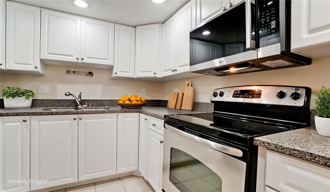 1225 56th Street W, Bradenton, FL 34209 Photo