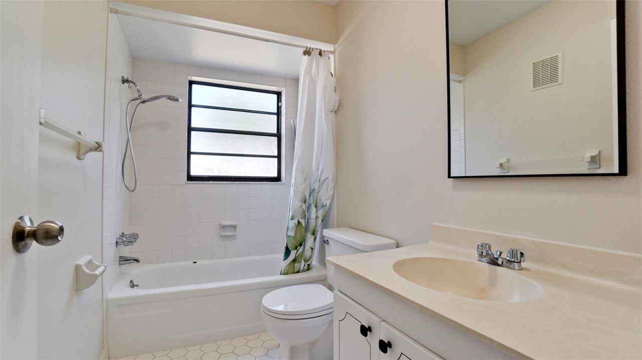 1225 56th Street W, Bradenton, FL 34209 Photo