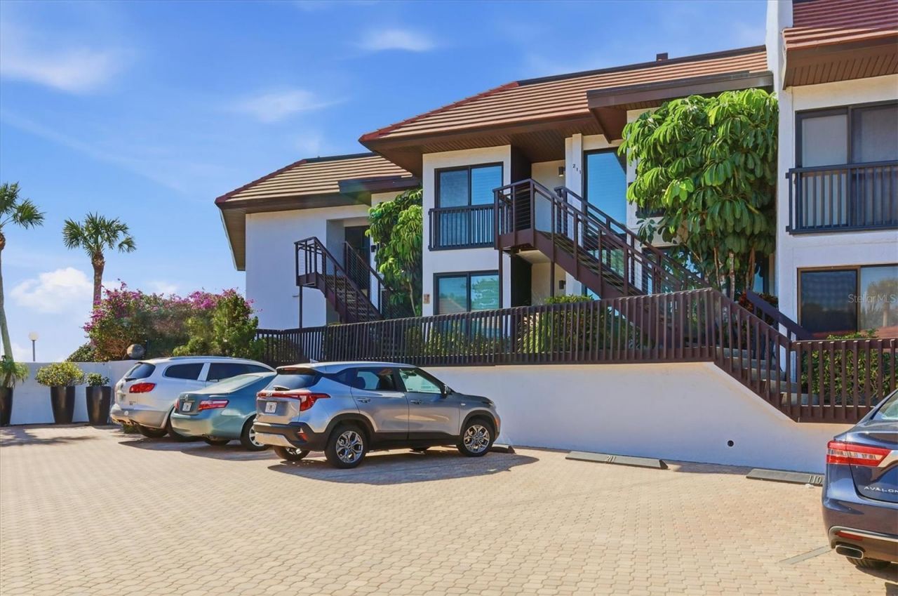 5393 Gulf Of Mexico Drive, Unit 211, Longboat Key, FL 34228 Photo