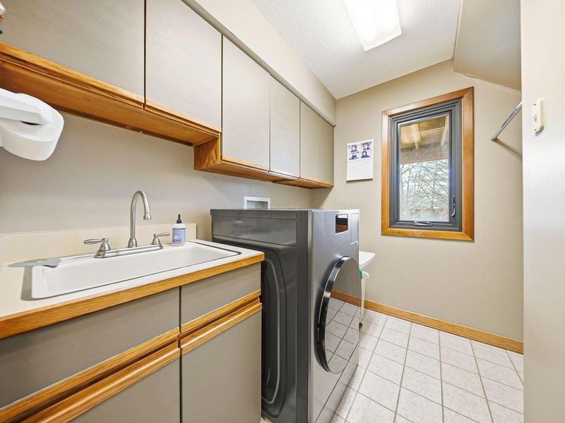 487 Beachside Drive, Westerville, OH 43081 Photo 14