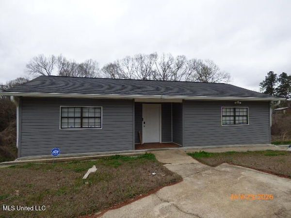 26 Cleothia Henyard Heights, Natchez, MS 39120