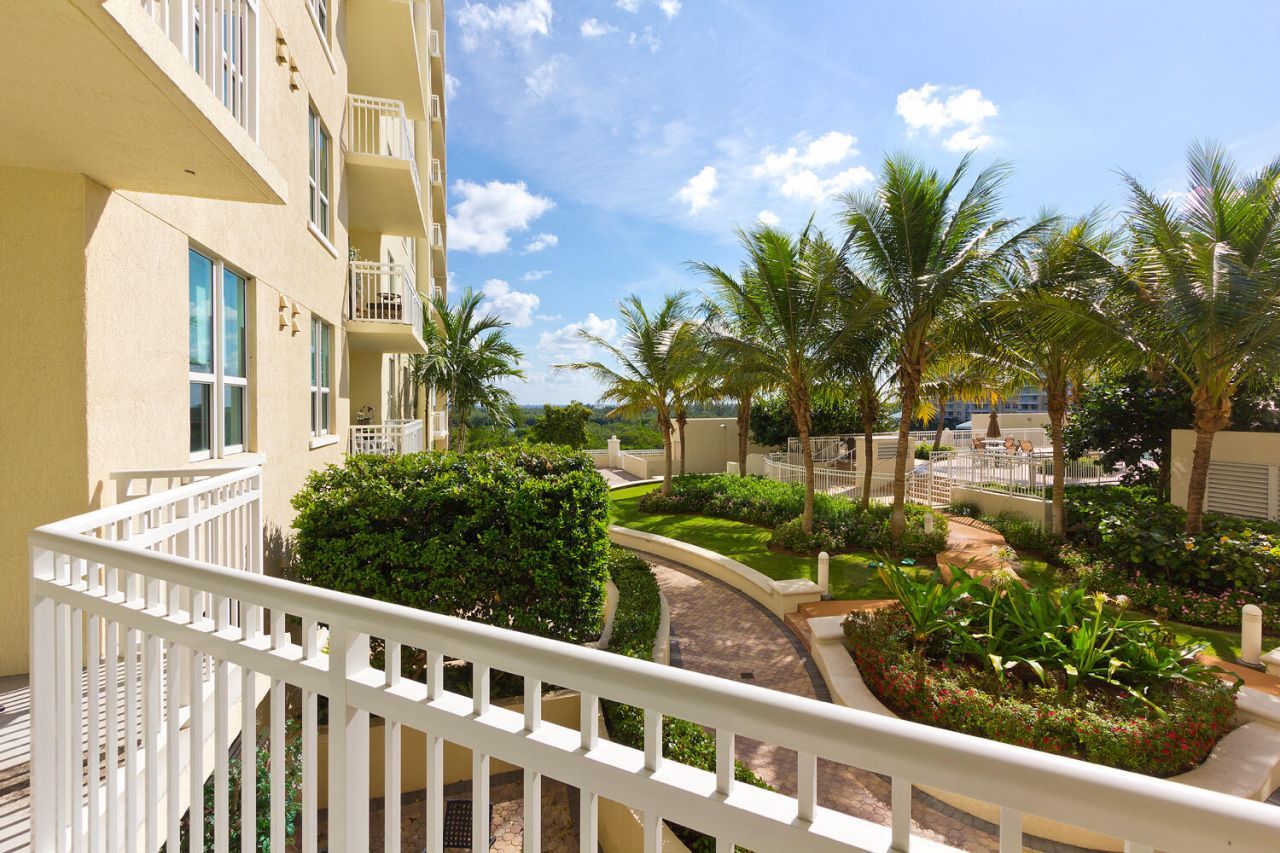 450 N Federal Highway, Unit 609, Boynton Beach, FL 33435 Photo