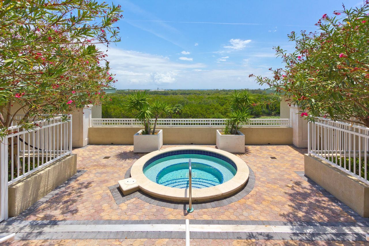 450 N Federal Highway, Unit 609, Boynton Beach, FL 33435 Photo