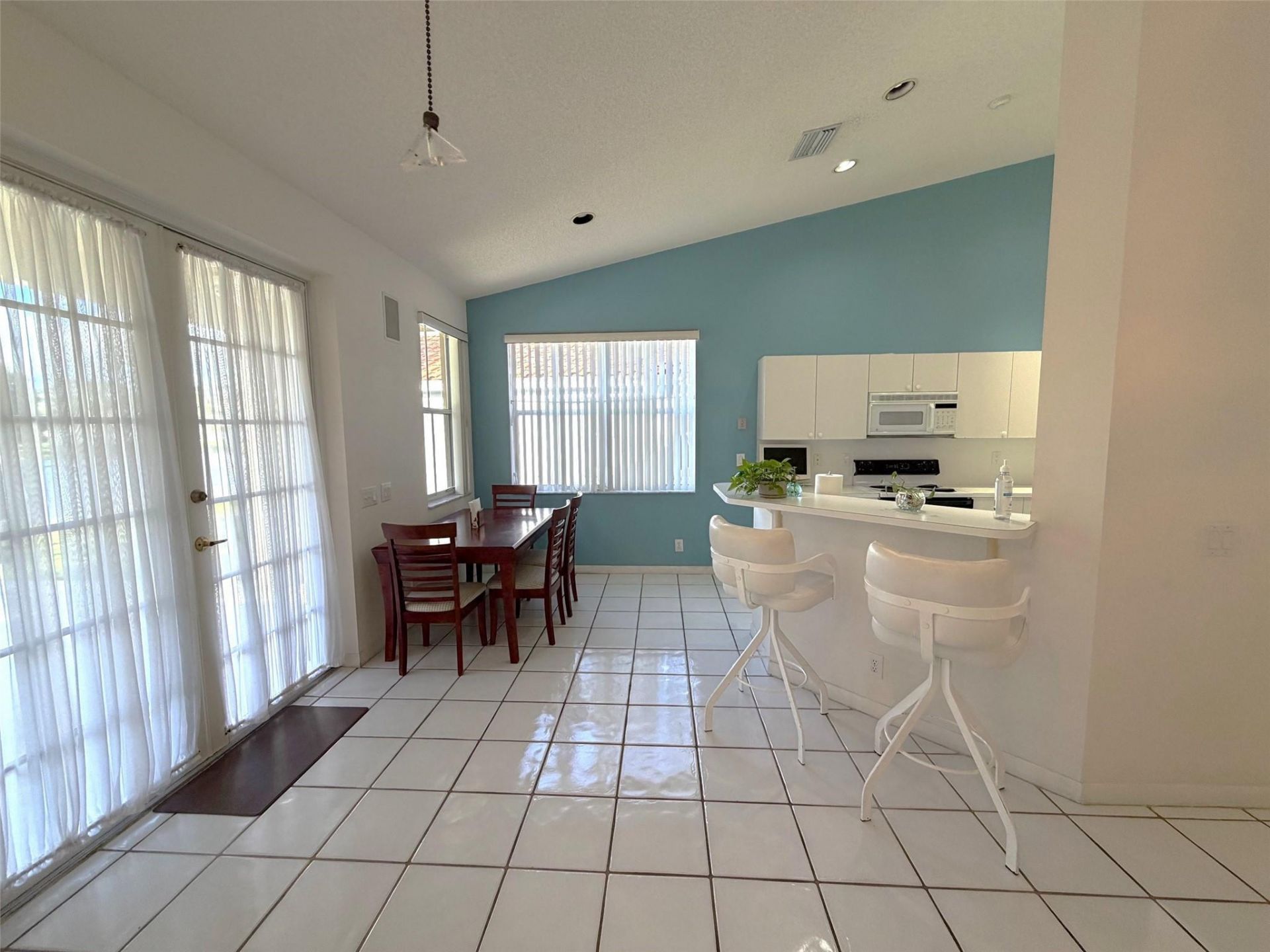 853 Sand Creek Circle, Weston, FL 33327 Photo