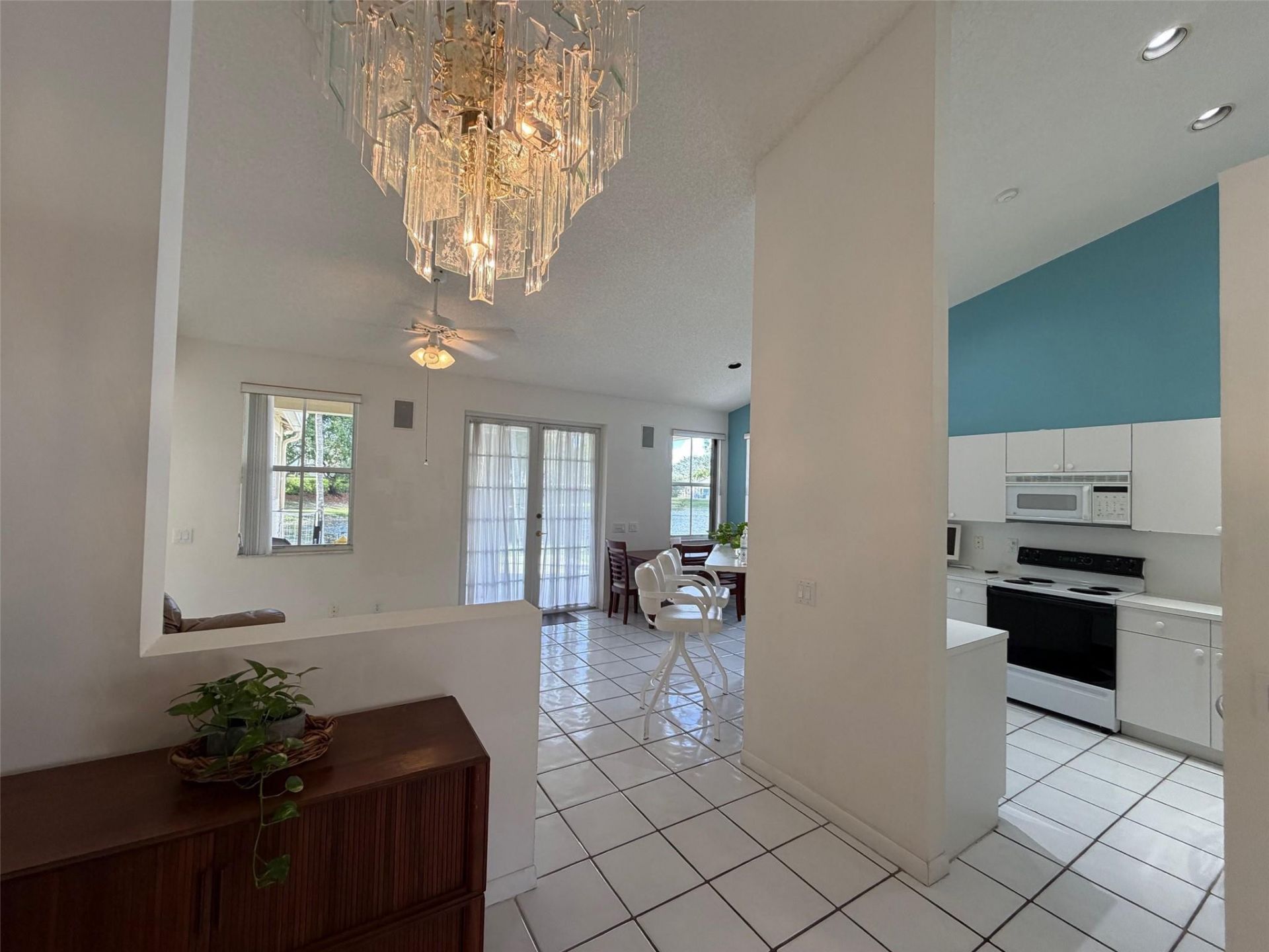 853 Sand Creek Circle, Weston, FL 33327 Photo