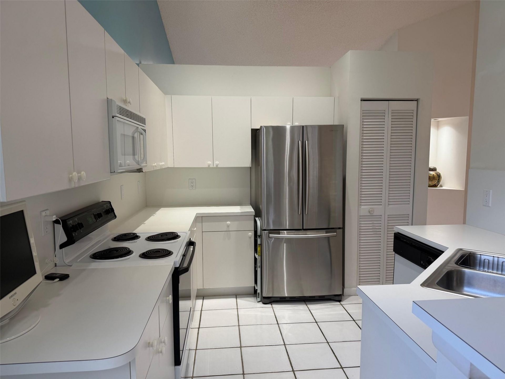 853 Sand Creek Circle, Weston, FL 33327 Photo