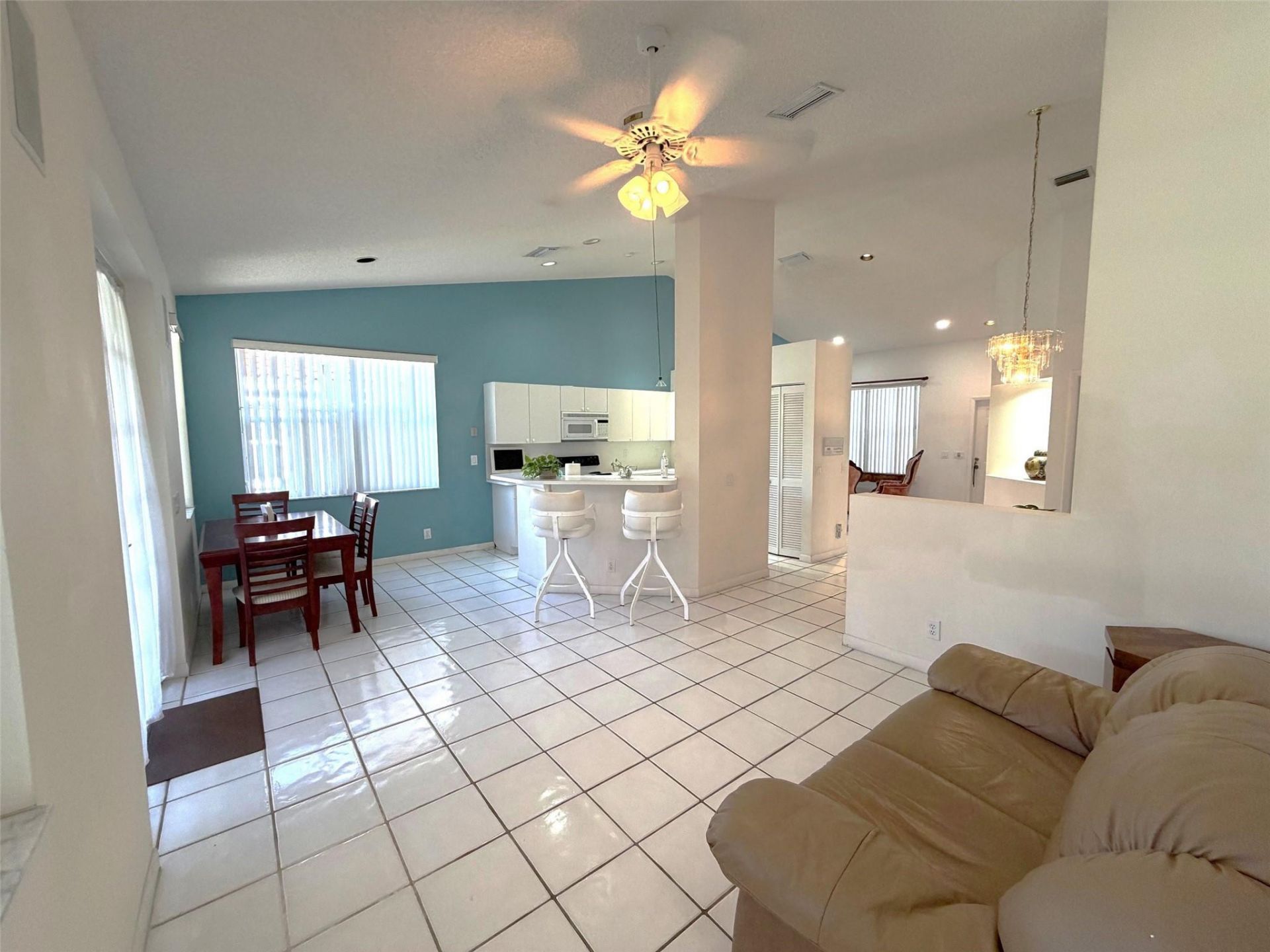 853 Sand Creek Circle, Weston, FL 33327 Photo