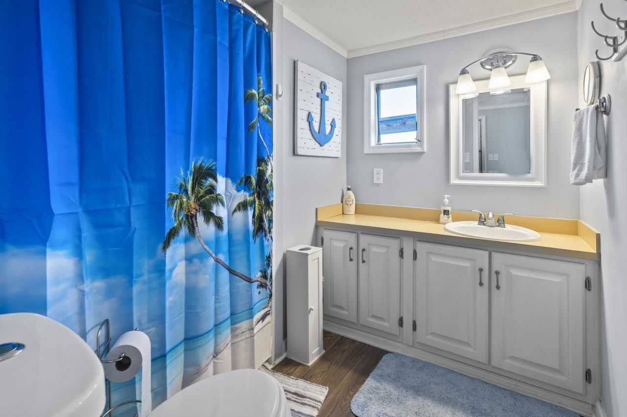 808 Waterway Dr. Photo 16