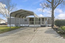 808 Waterway Dr. photo 4