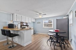 808 Waterway Dr. photo 4