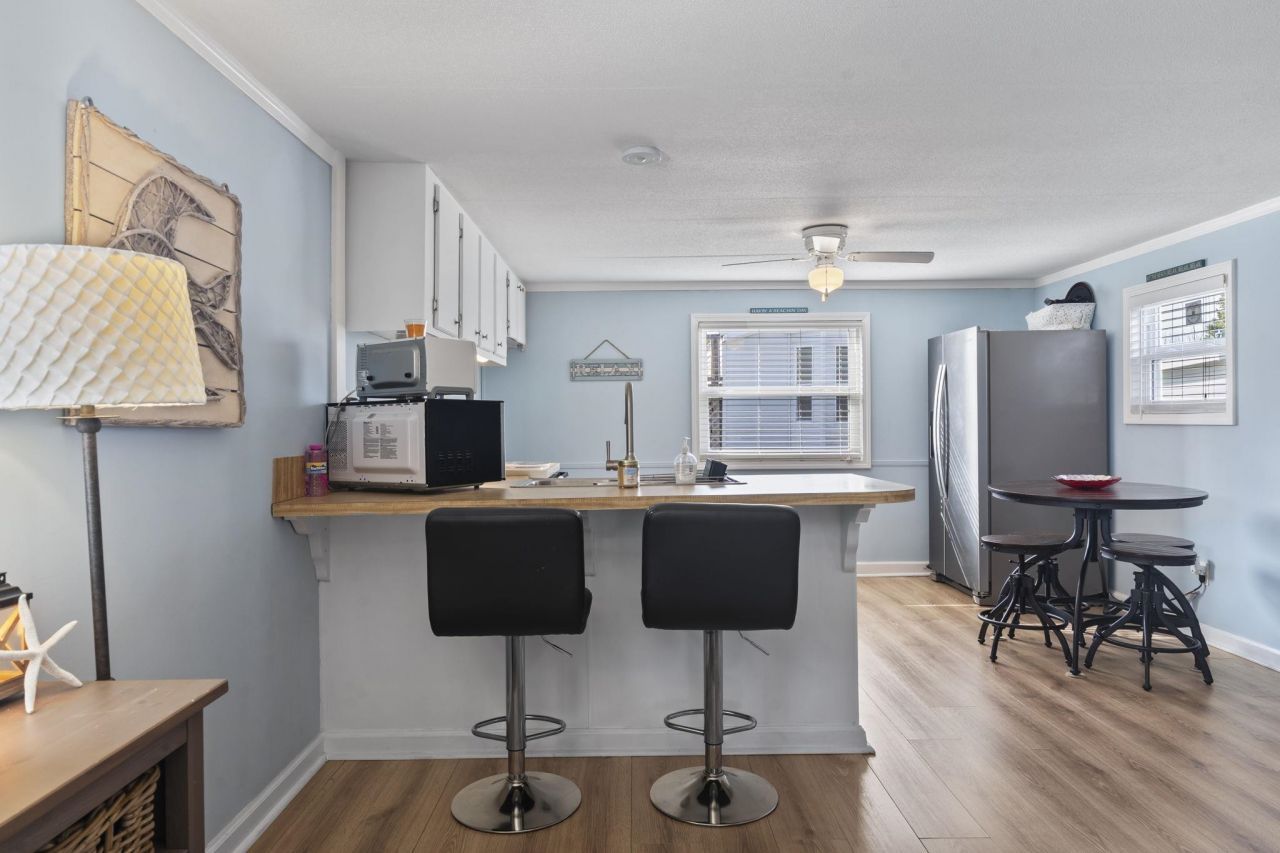 808 Waterway Dr. Photo 6