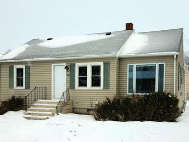 910 11th Street, International Falls, MN 56649