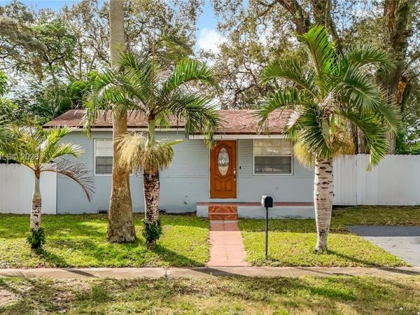 6416 Perry St , Hollywood, FL 33024