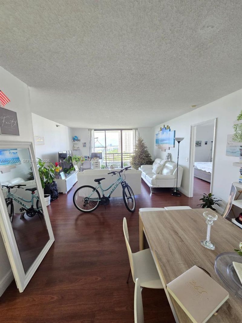 3300 NE 191st St , Unit 1202, Aventura, FL 33180 Photo