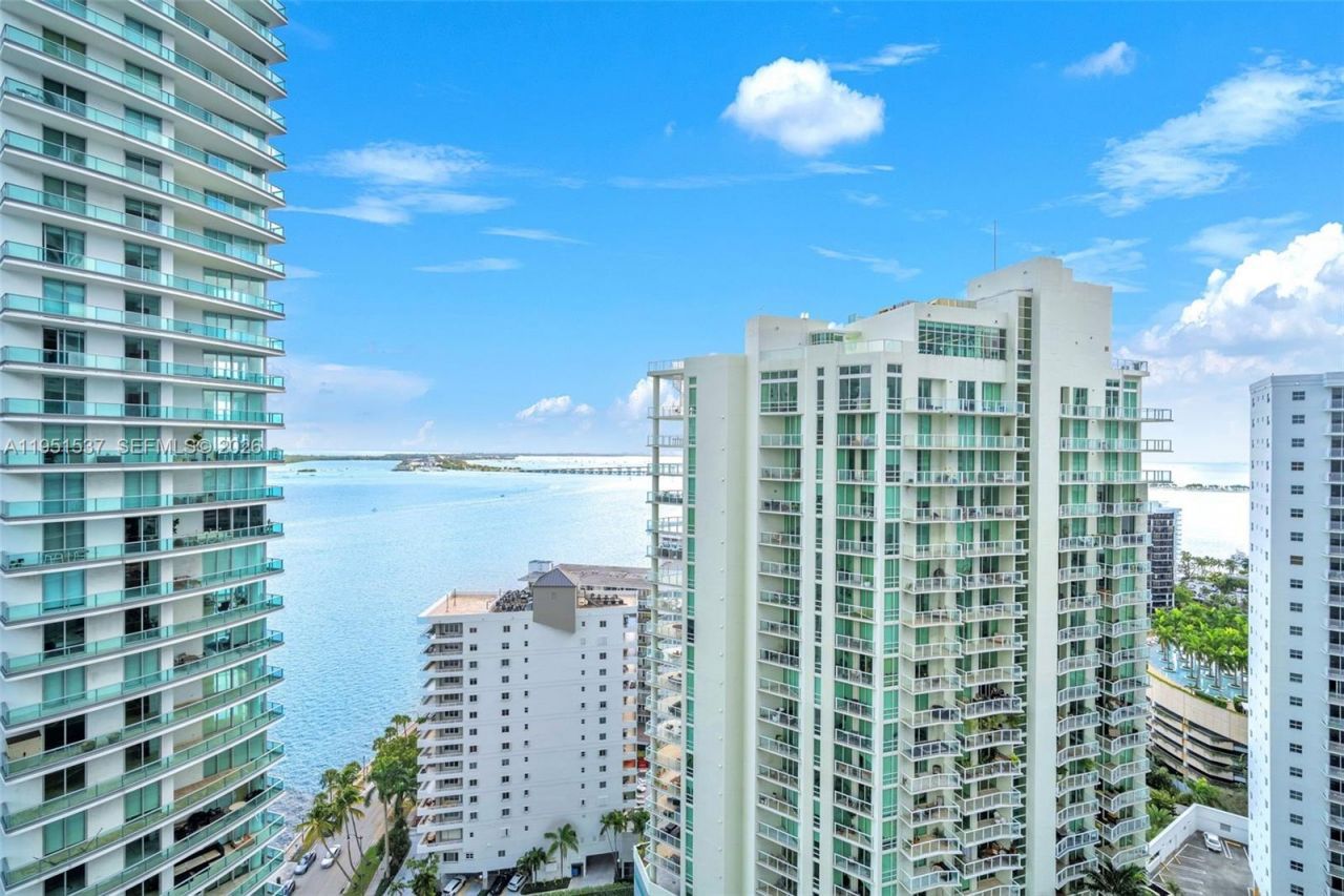 1300 Brickell Bay Dr, Unit 2507, Miami, FL 33131 Photo