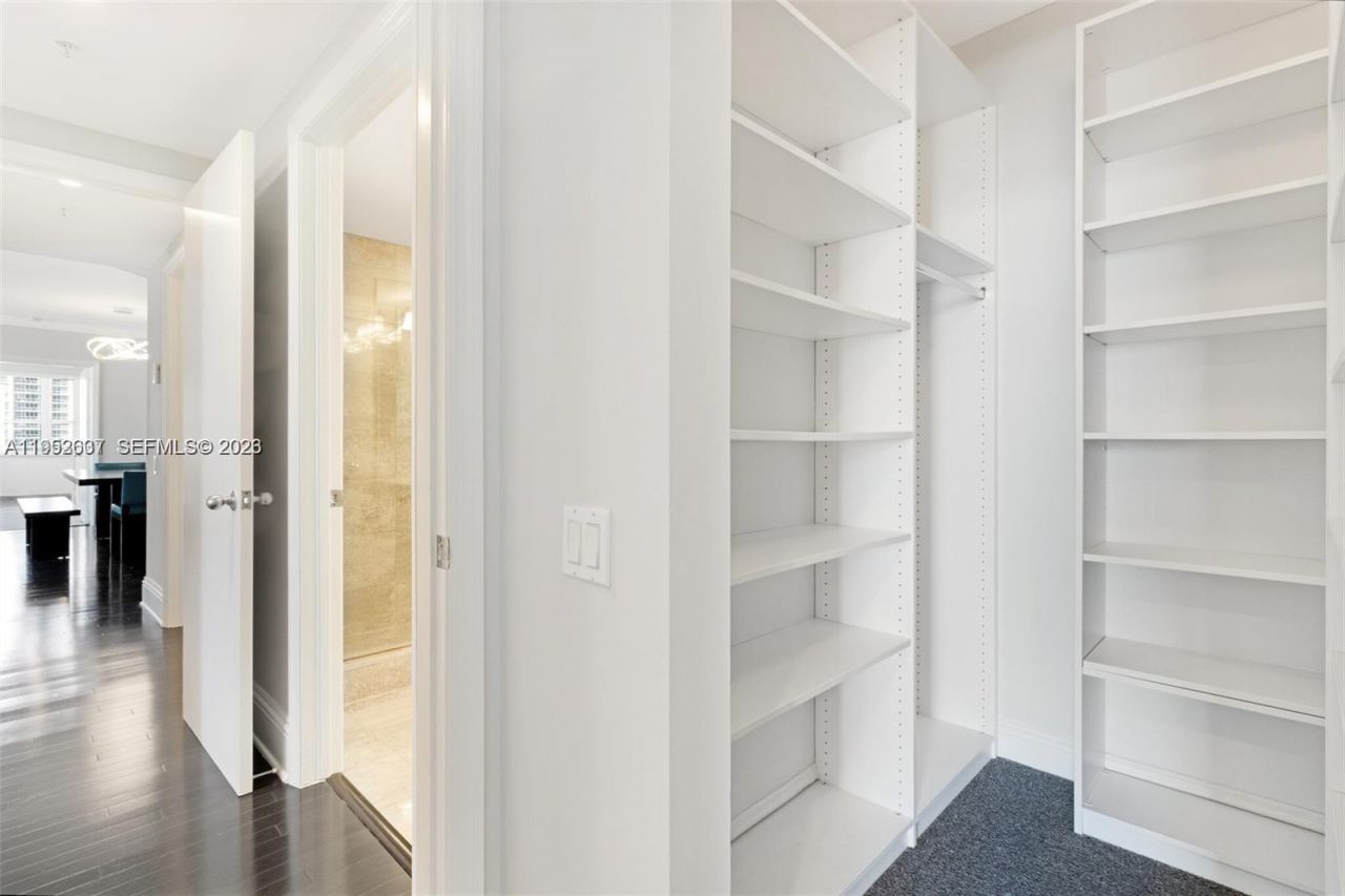 701 Brickell Key Blvd, Unit 2103, Miami, FL 33131 Photo