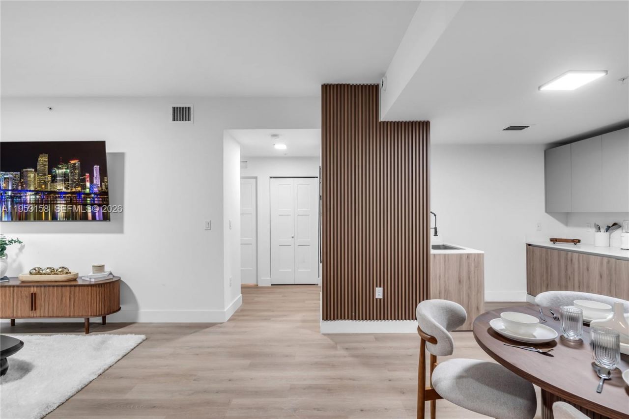 3728 NW 19th Ave, Unit 302, Miami, FL 33142 Photo