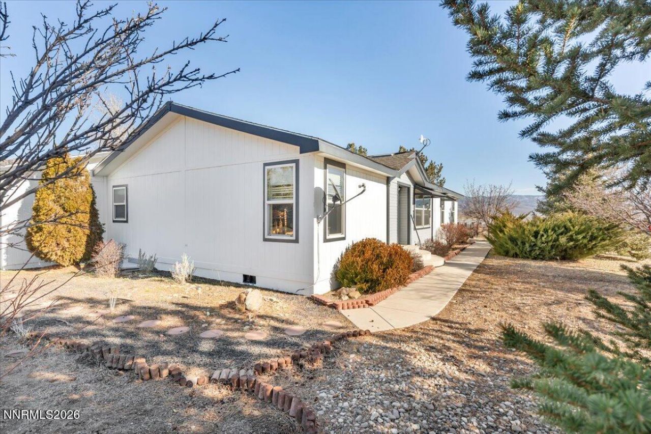 4075 Nv-208 Highway, Topaz Ranch Estates, NV 89444 Photo