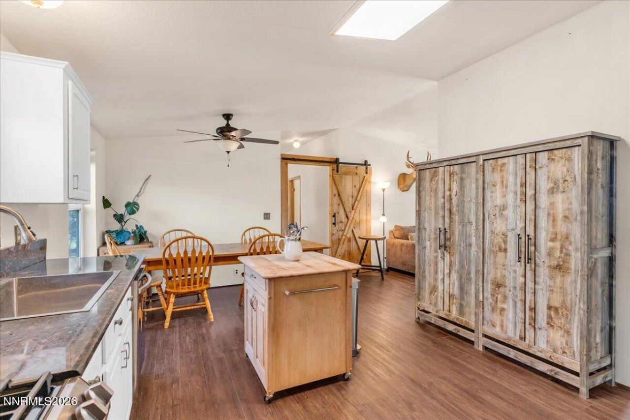 4075 Nv-208 Highway, Topaz Ranch Estates, NV 89444 Photo