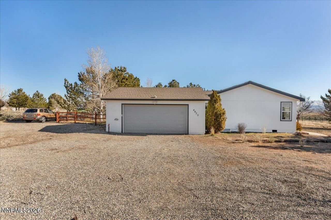4075 Nv-208 Highway, Topaz Ranch Estates, NV 89444 Photo