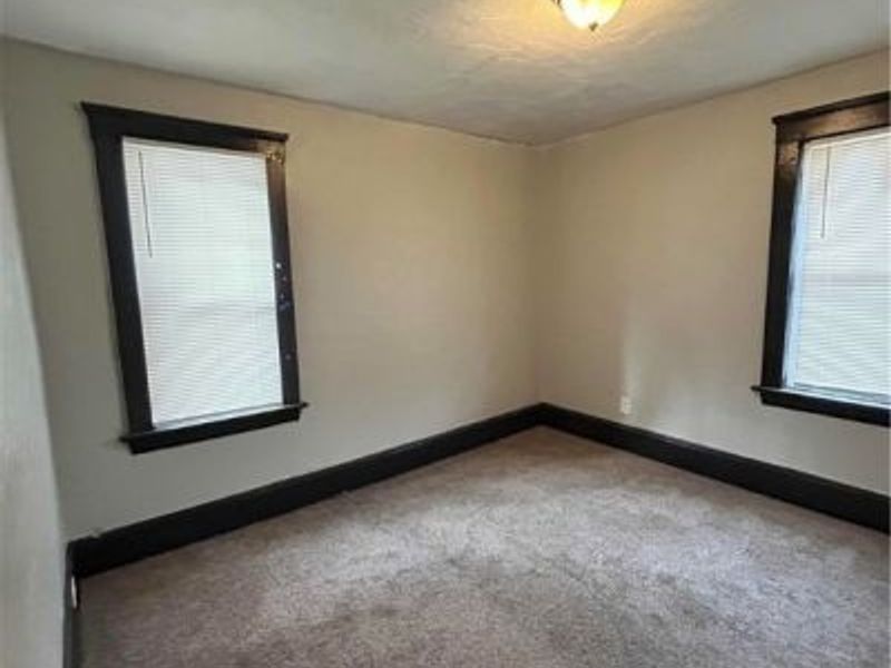 10911 Hathaway Avenue, Cleveland, OH 44108 Photo 16