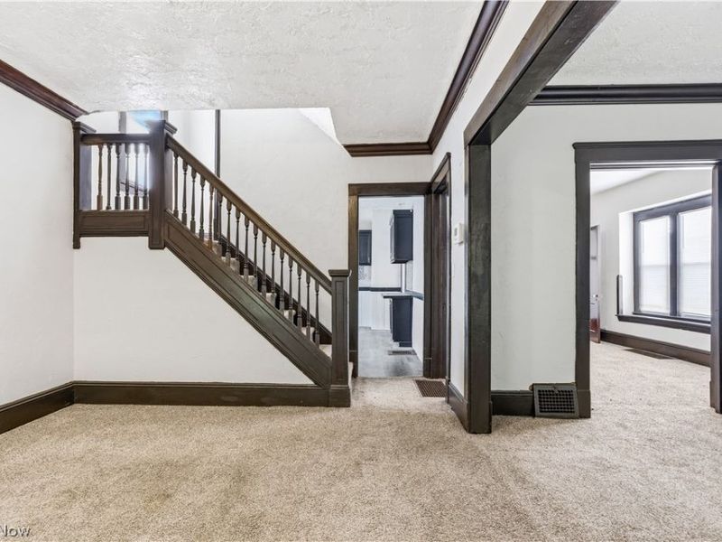 10911 Hathaway Avenue, Cleveland, OH 44108 Photo 19