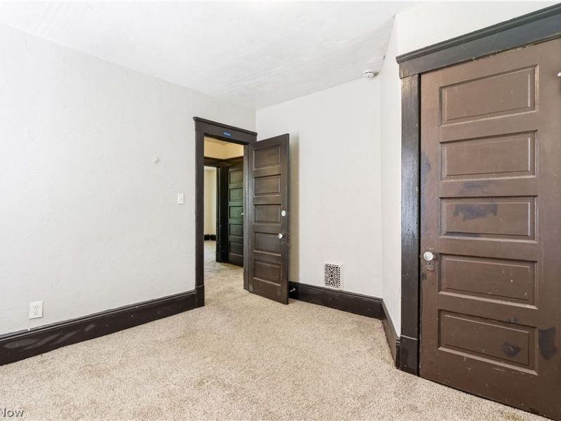 10911 Hathaway Avenue, Cleveland, OH 44108 Photo 28