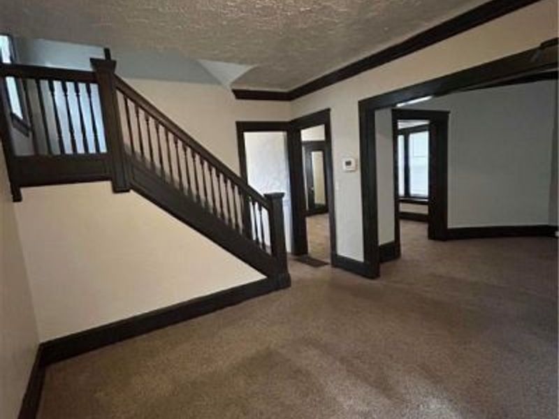 10911 Hathaway Avenue, Cleveland, OH 44108 Photo 3