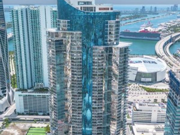 851 NE 1st Avenue, Unit 306, Miami, FL 33132