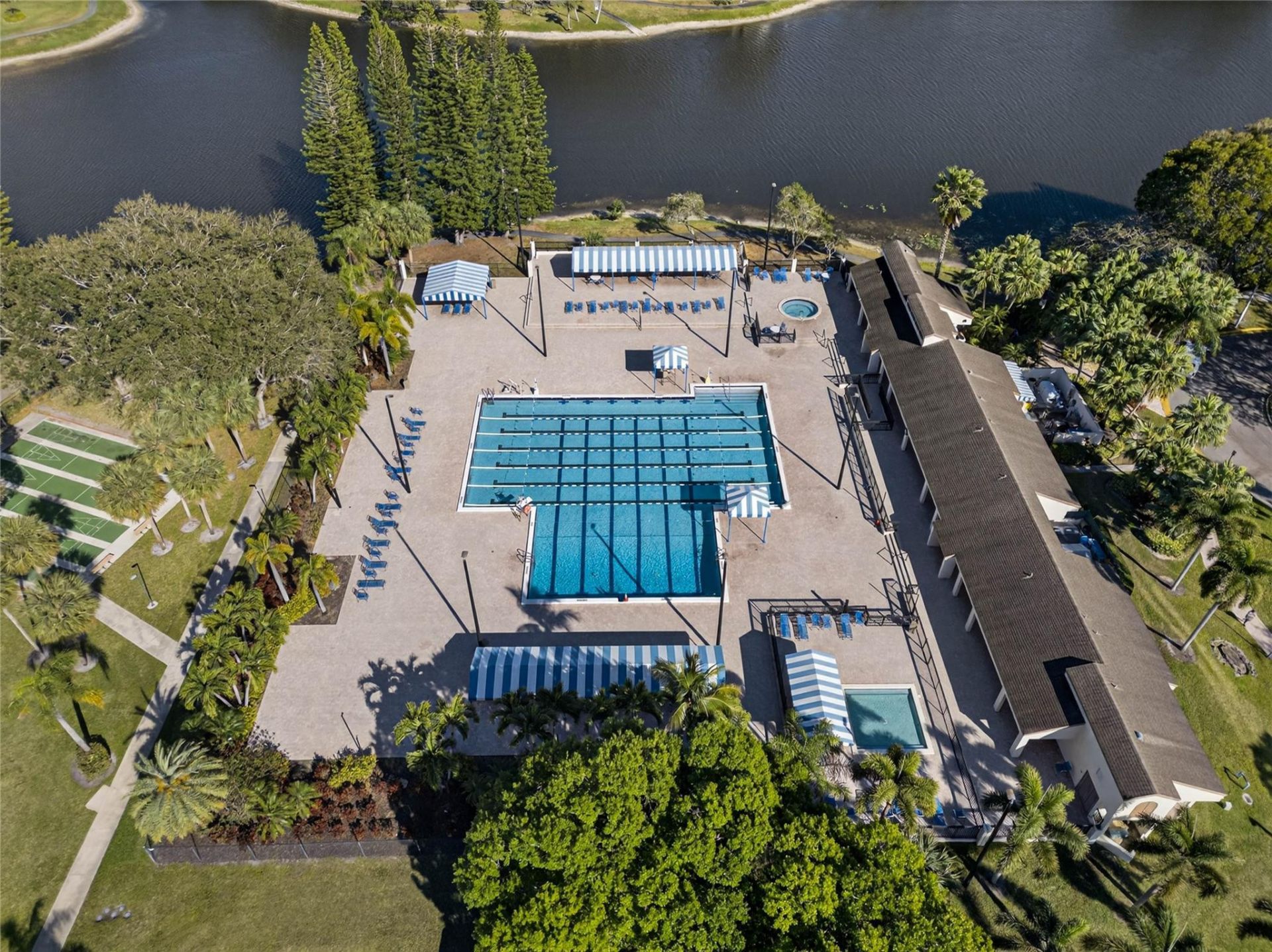 3304 Carambola Circle, Unit 3304, Coconut Creek, FL 33066 Photo