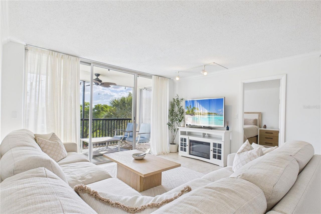 5280 NW 2nd Avenue, Unit 412, Boca Raton, FL 33487 Photo