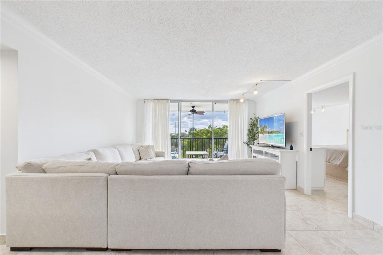 5280 NW 2nd Avenue, Unit 412, Boca Raton, FL 33487 Photo