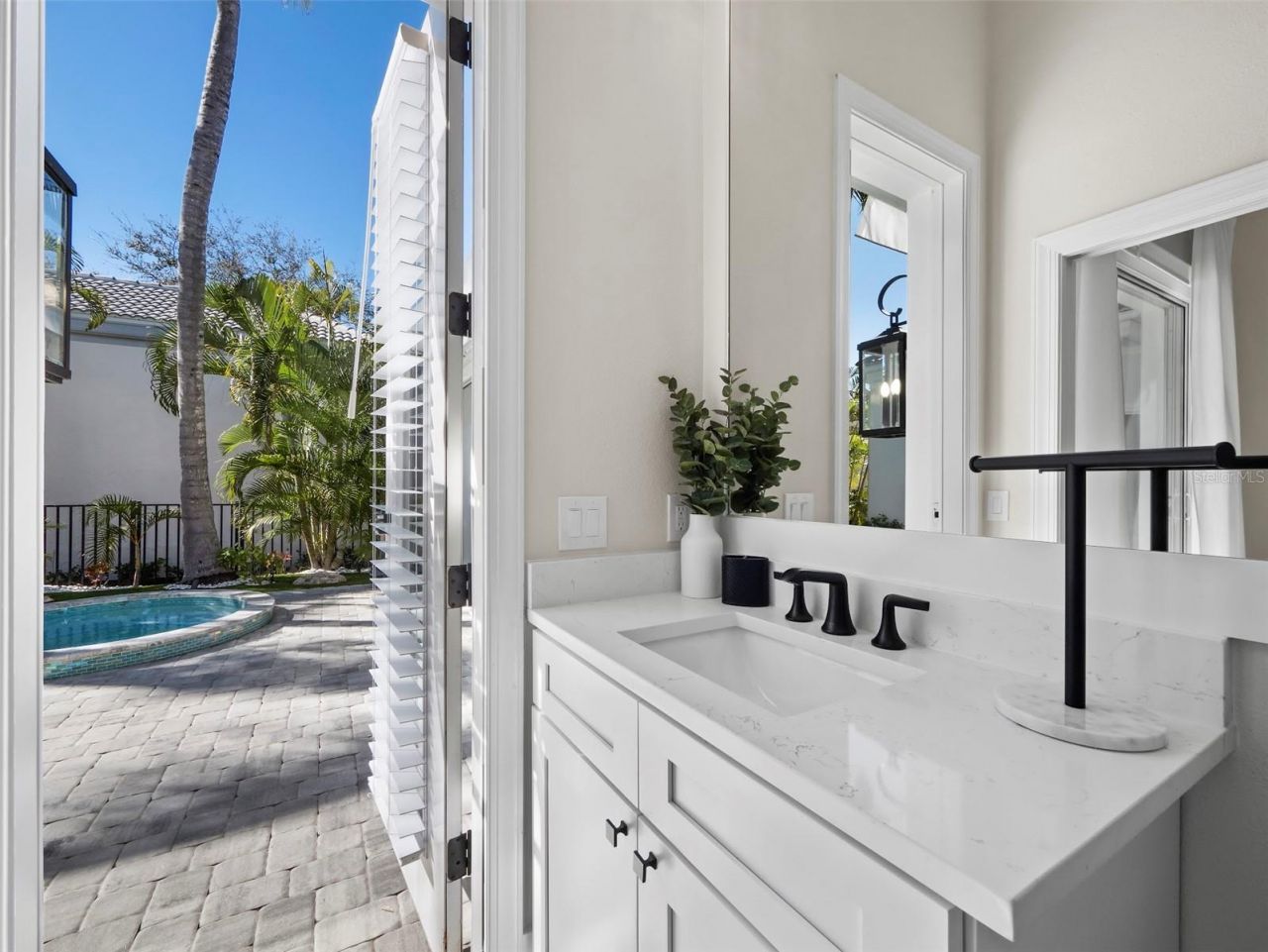 3533 Fair Oaks Lane, Longboat Key, FL 34228 Photo