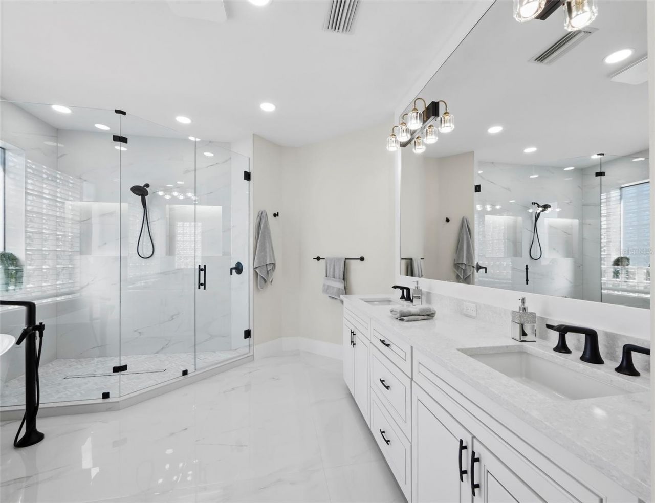 3533 Fair Oaks Lane, Longboat Key, FL 34228 Photo