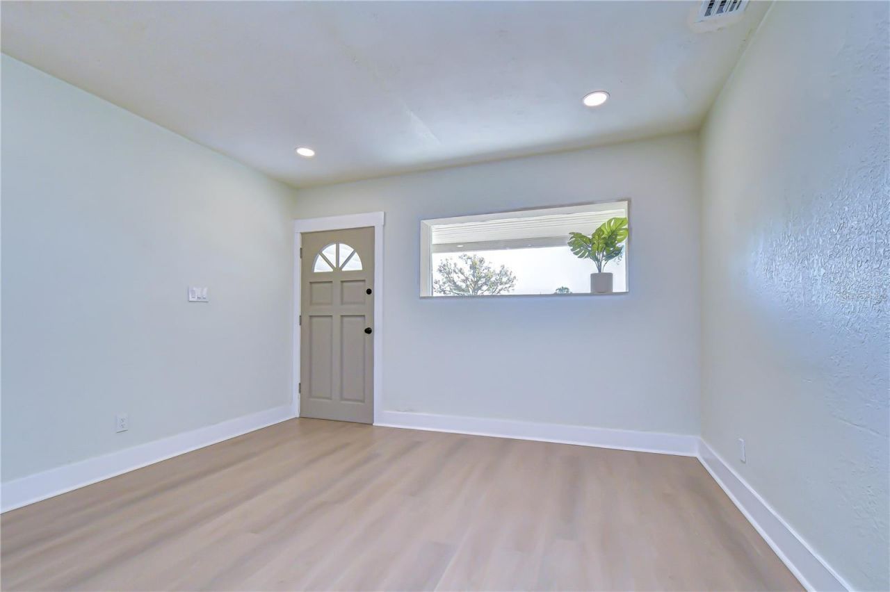 1621 25th Avenue S, Saint Petersburg, FL 33712 Photo