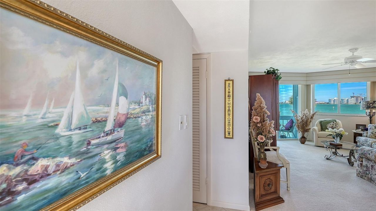 777 John Ringling Boulevard, Unit 32, Sarasota, FL 34236 Photo