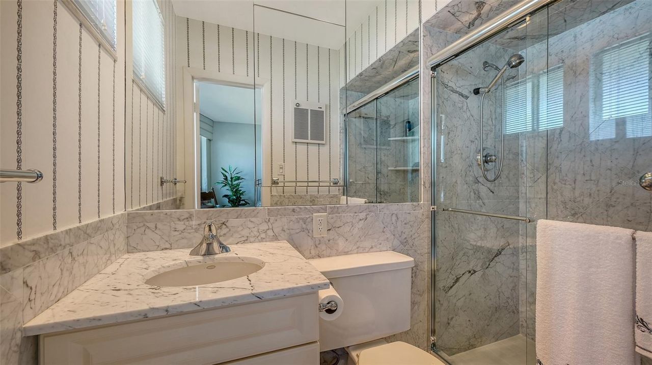 777 John Ringling Boulevard, Unit 32, Sarasota, FL 34236 Photo