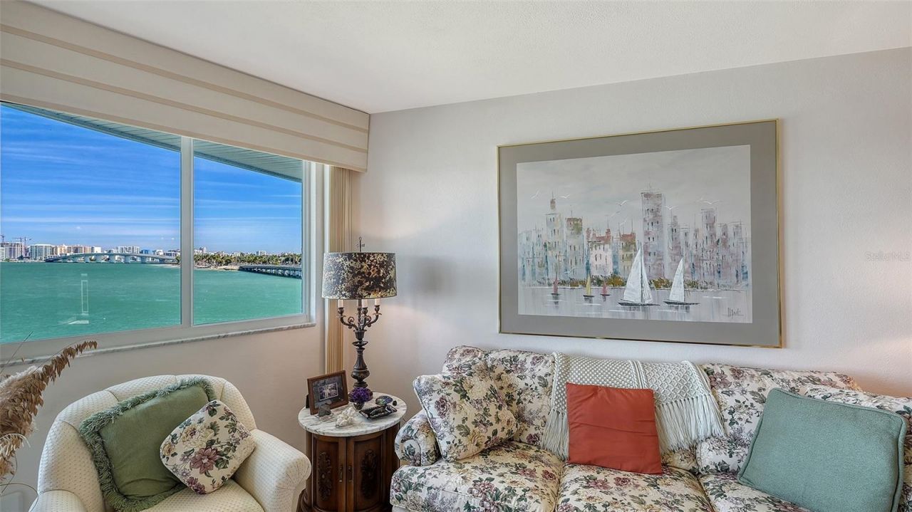 777 John Ringling Boulevard, Unit 32, Sarasota, FL 34236 Photo