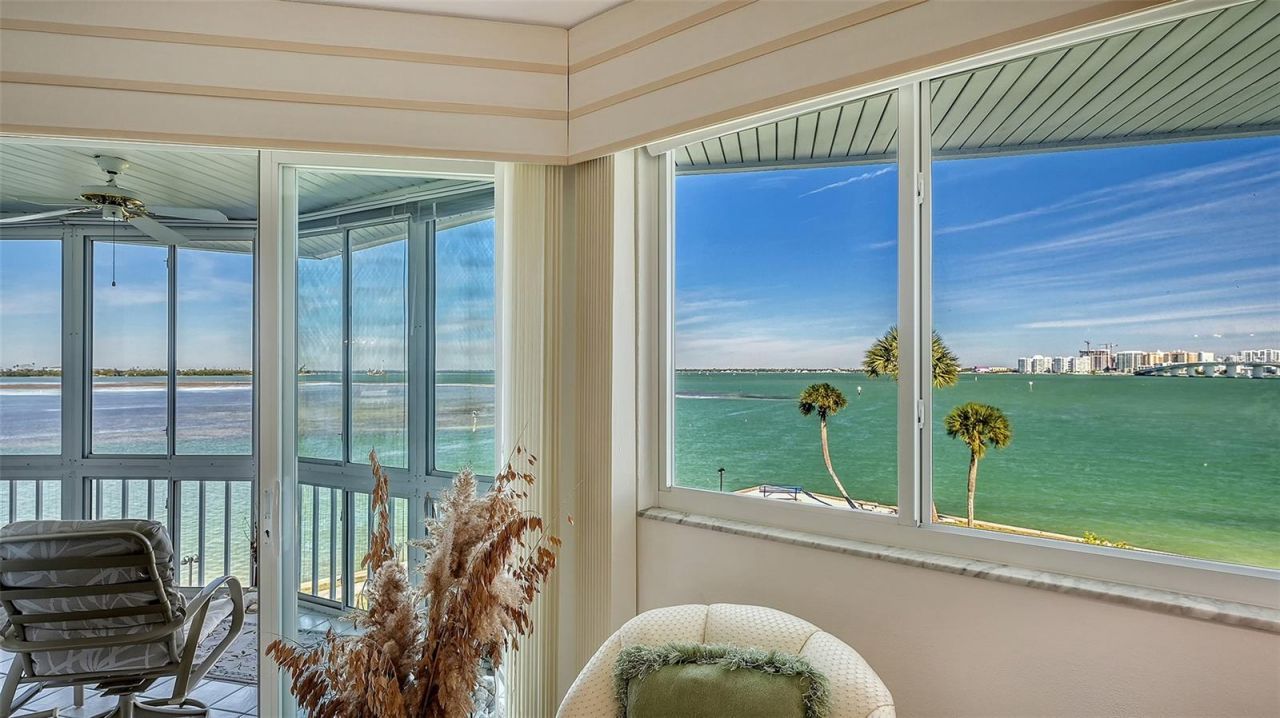 777 John Ringling Boulevard, Unit 32, Sarasota, FL 34236 Photo