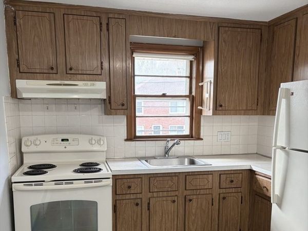 103 Trapelo Road, Unit 19, Waltham, MA 02452