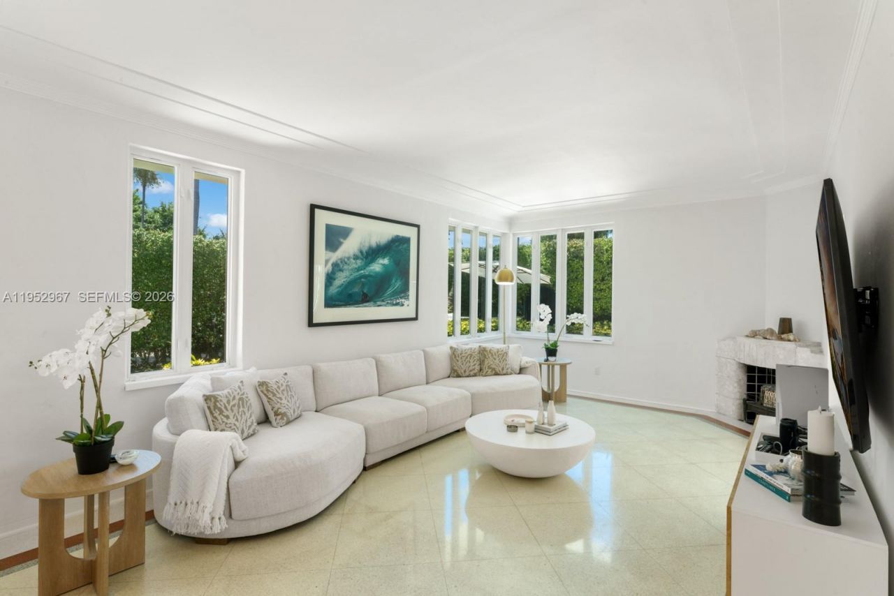 4580 Post Ave , Miami Beach, FL 33140 Photo