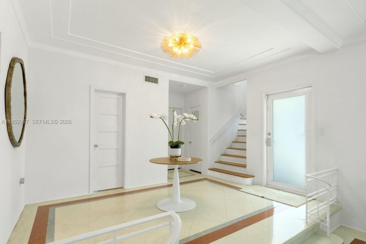 4580 Post Ave , Miami Beach, FL 33140 Photo