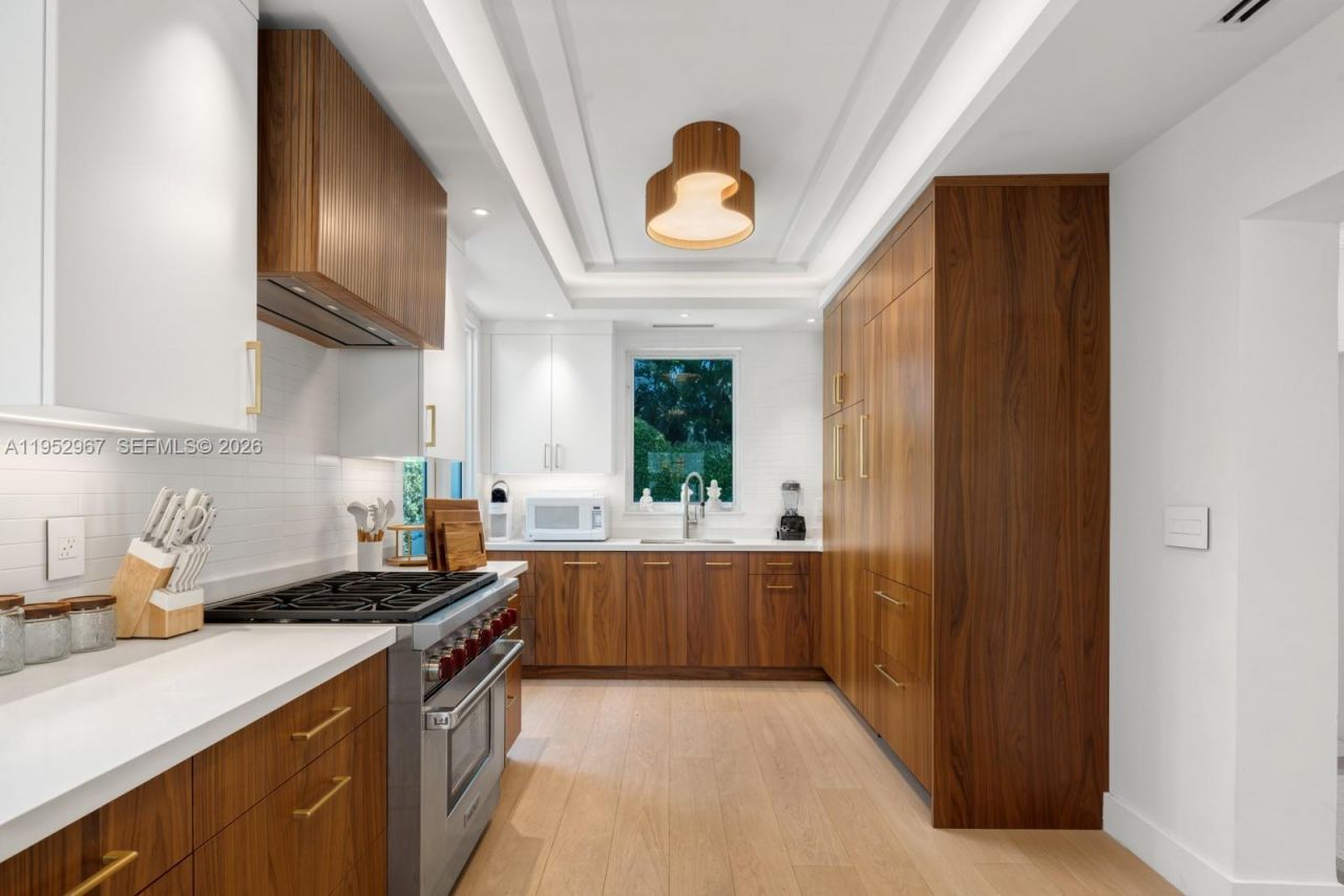 4580 Post Ave , Miami Beach, FL 33140 Photo