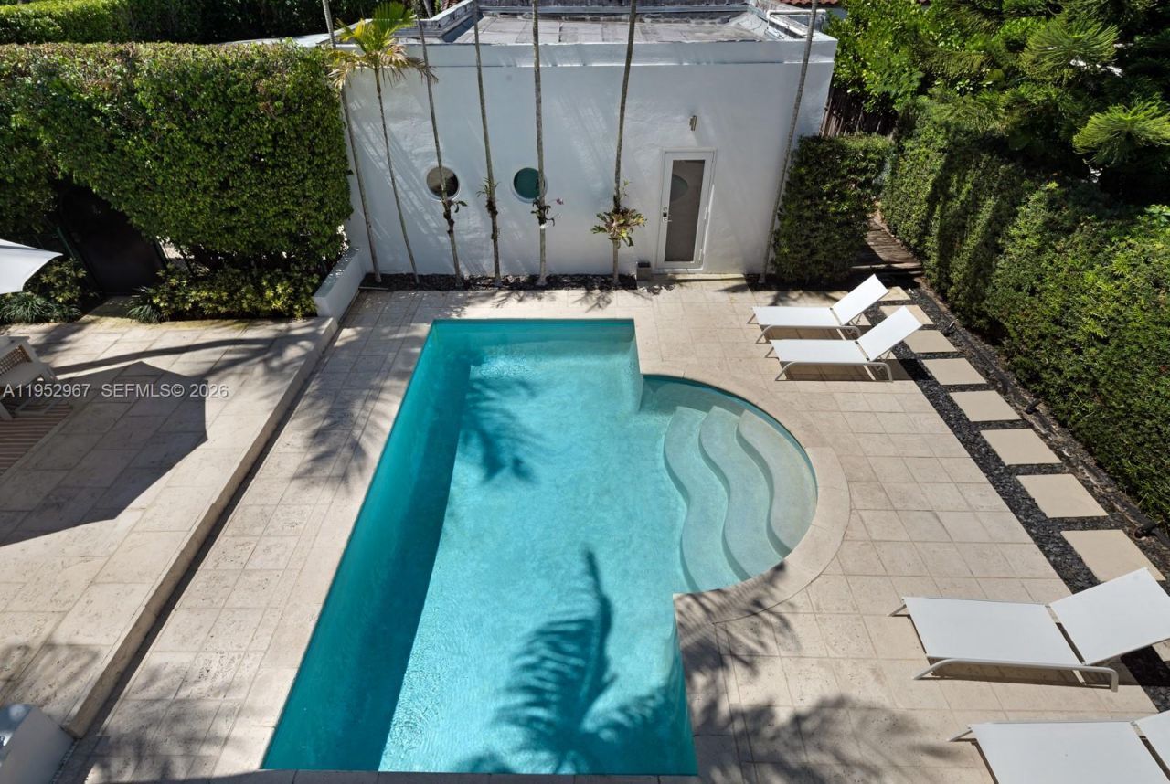 4580 Post Ave , Miami Beach, FL 33140 Photo