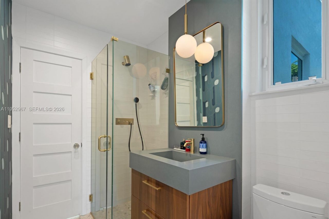 4580 Post Ave , Miami Beach, FL 33140 Photo