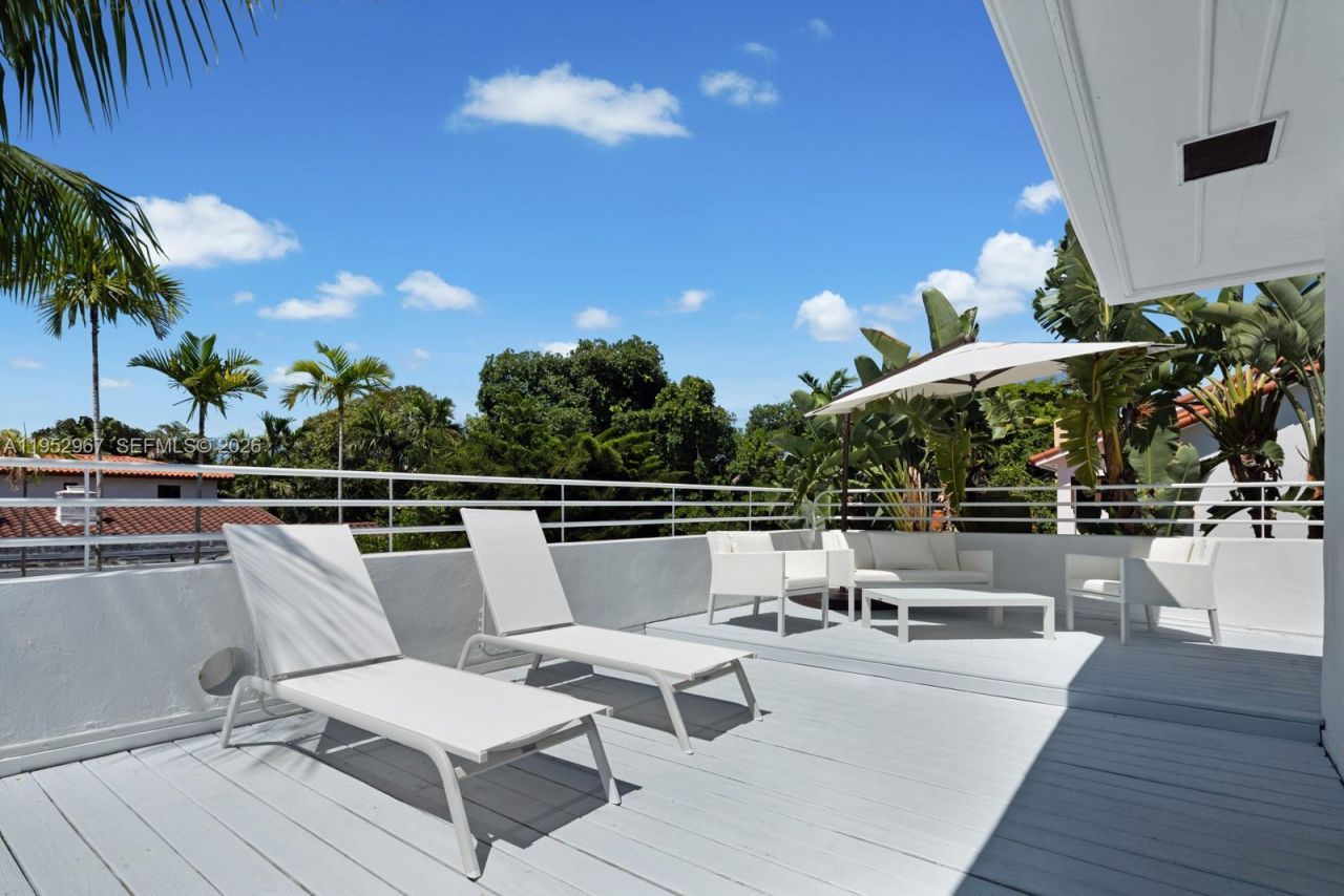 4580 Post Ave , Miami Beach, FL 33140 Photo