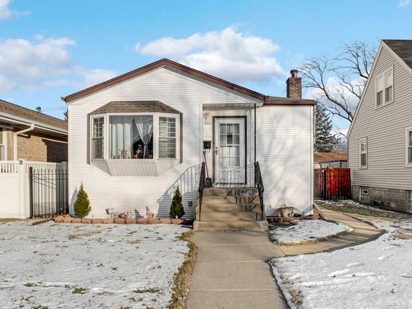 10505 S Whipple Street, Chicago, IL 60655